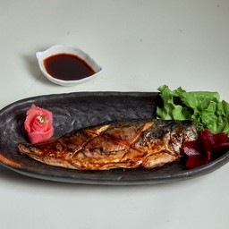 ปลาซาบะย่างซีอิ๊ว