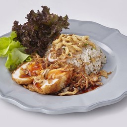 ข้าวผัดกากหมูไข่ลูกเขย
