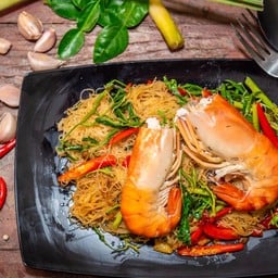 ข้าวกุ้งแกะ🍤 & โพดป่าว 🌽 by บ่อตกกุ้งบังเอ็ม(งานวัดสระเกศ)