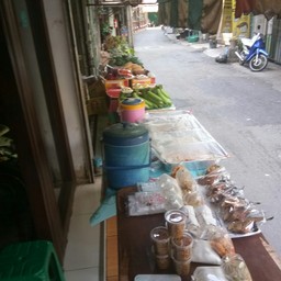 ยาซีนอาหารจานด่วนYazeen halal food