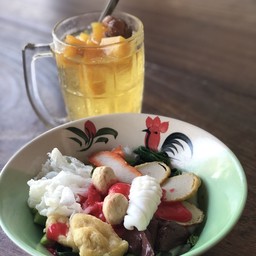 บะหมี่เจ๊กเห่า