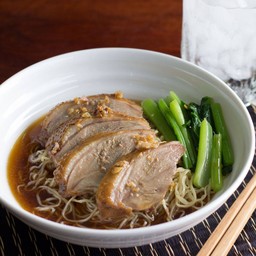 ก๋วยเตี๋ยวเป็ดพะโล้