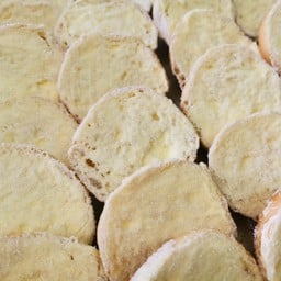 ขนมปังเนยนุ่ม