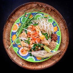 ผัดไทยโบราณสูตรแม่ใหญ่