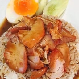 ข้าวหมูแดง