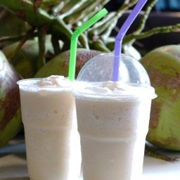 มะพร้ามนมสดปั่น