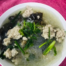 แกงจืดวุ้นเส้นใส่หมูสับ(มีวันพฤหัส-อาทิตย์)
