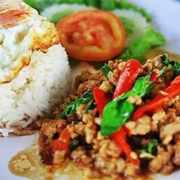 ข้าวราดกระเพราหมู(ไม่มีไข่ดาว)
