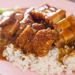 ข้าวหมูกรอบ