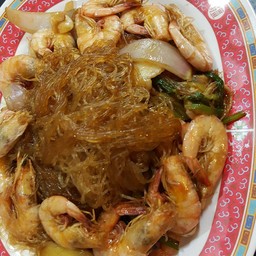 กุ้งอบวุ้นเส้น