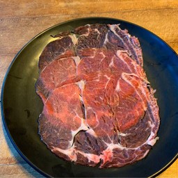 เนื้อน่อง