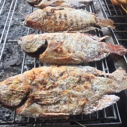 ปลาทับทิมเผาเกลือ