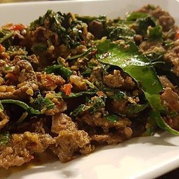 นกกระจอกเทศผัดเผ็ด