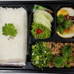 E-103 ข้าว+ ลาบหมู หรือ ไก่ + อาหาร 1อย่าง(ตามตัวเลือก)
