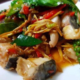 ปลาคังผัดฉ่า