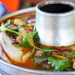 ปลาบึกต้มยำน้ำใส