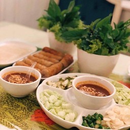 แหนมเนืองหมู Box set 8 ไม้ - แบบหั่นพร้อมทาน