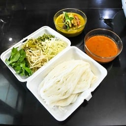 น้ำยากะทิ+น้ำยาเขียวหวาน