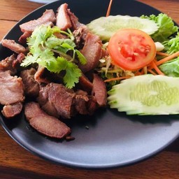 คอหมูย่าง
