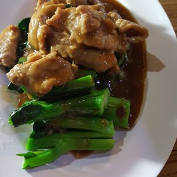 เนื้อผัดคะน้าฮ่งกงน้ำมันหอย