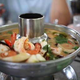 โป๊ะแตก