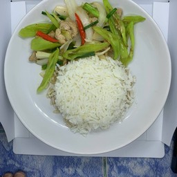 เจ๊น้อง อาหารตามสั่ง กับข้าว