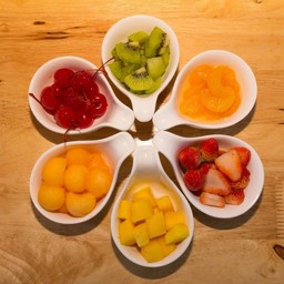 ท็อปปิ้งผลไม้