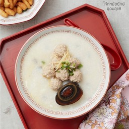 โจ๊กหมู ไข่เยี่ยวม้า