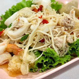ยำเห็ดเข็มทอง