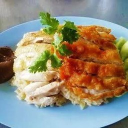 หลายข้าวมันไก่