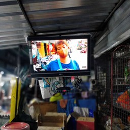 เจ๊ลักษณ์ตามสั่ง