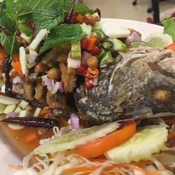 ปลาทับทิมทอดสมุนไพร