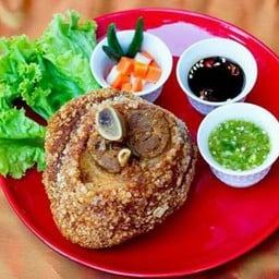 ขาหมูทอดกรอบ@พิษณุโลก