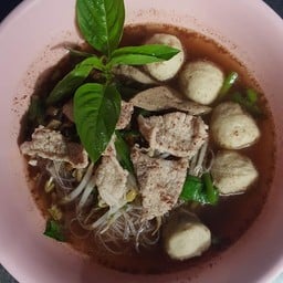 ก๋วยเตี๋ยวหมู-เนื้อ คุณนายมุกดา