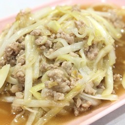 กุ้ยช่ายขาวผัดไฟแดง