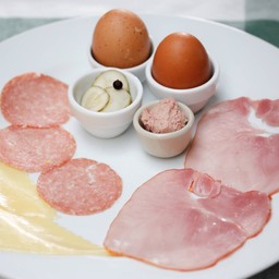 อาหารเช้าชุด 4