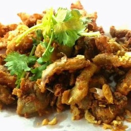 หมูกระเทียม  กับข้าว