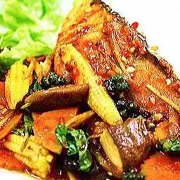 ข้าวแซลมอนผัดขี้เมา