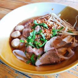 เกาเหลาหมูต้มยำ