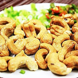 เม็ดมะม่วงหิมพานต์ทอด