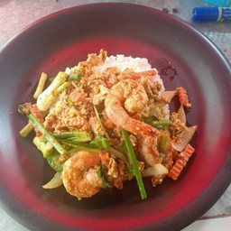 กุ้งผัดผงกะหรี่