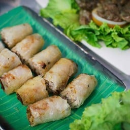 จ๋าหย่อ(ปอเปี๊ยะทอด)