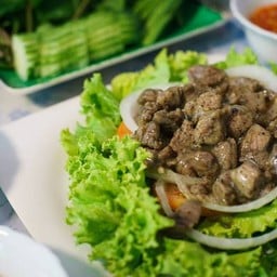 สลัดเนื้อผัด