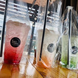 Bike tune up & Hill milk cafe