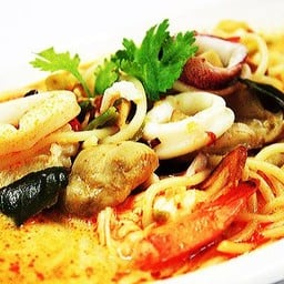 สปาก็ตตี้ต้มยำทะเล