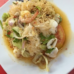 ยำมาม่า รวมมิตร