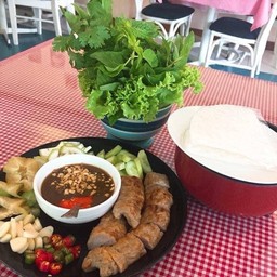 แหนมเนืองเล็ก