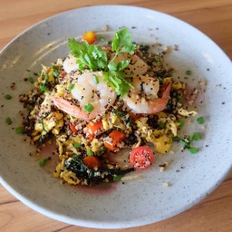 ข้าวผัดควินัวกับกุ้ง