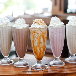 คาราเมลบิสกิตเชค