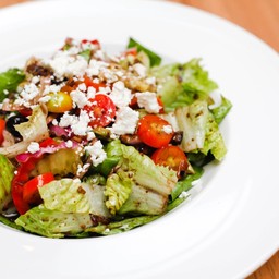 กรีกสลัด